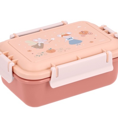 Caixa de plástico para alimentos rosa com tampa decorada com personagens e fechos brancos.
