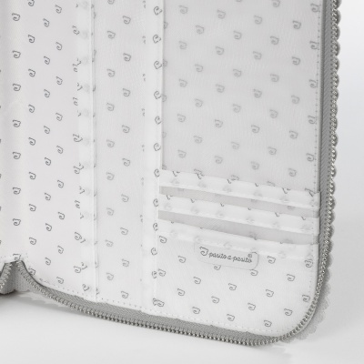 Pasito&#x20;a&#x20;Pasito&#x20;&#x7C;&#x20;Porta&#x20;Documentos&#x20;Icon&#x20;Smoke&#x20;-&#x20;Cinza