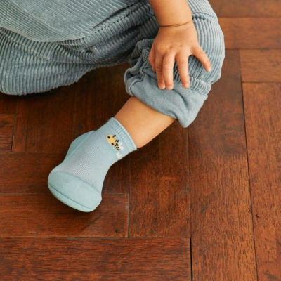 Attipas&#x20;&#x7C;&#x20;Bee&#x20;Blue