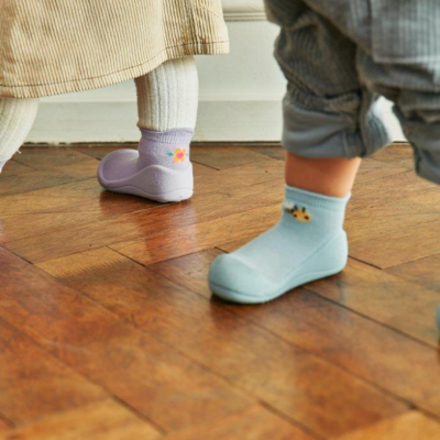 Attipas&#x20;&#x7C;&#x20;Bee&#x20;Blue