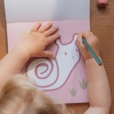 Little&#x20;Dutch&#x20;&#x7C;&#x20;Livro&#x20;de&#x20;Colorir&#x20;Entre&#x20;Linhas&#x20;&#x2013;&#x20;Fairy&#x20;Garden