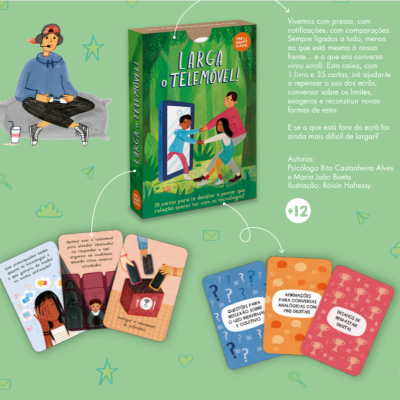 Jogo de cartas 'Larga o Telemóvel!' com caixa verde e cartas coloridas sobre fundo verde