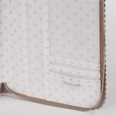 Pasito&#x20;a&#x20;Pasito&#x20;&#x7C;&#x20;PORTA-DOCUMENTOS&#x20;ICON&#x20;CARAMEL