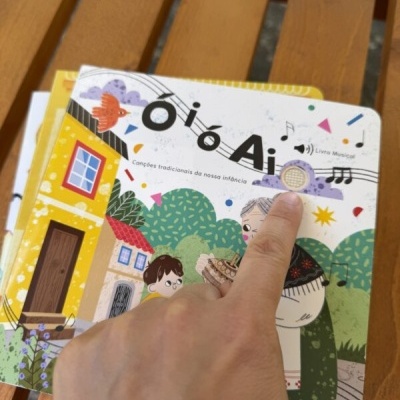 C&#x00F3;pia&#x20;de&#x20;Livro&#x20;Musical&#x20;&#x2013;&#x20;&#x00D3;&#x20;i&#x20;&#x00F3;&#x20;Ai&#x20;&#x2013;&#x20;Can&#x00E7;&#x00F5;es&#x20;tradicionais&#x20;da&#x20;nossa&#x20;inf&#x00E2;ncia