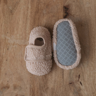 Mrs&#x20;Ertha&#x20;&#x7C;&#x20;Pantufas&#x20;Ivory