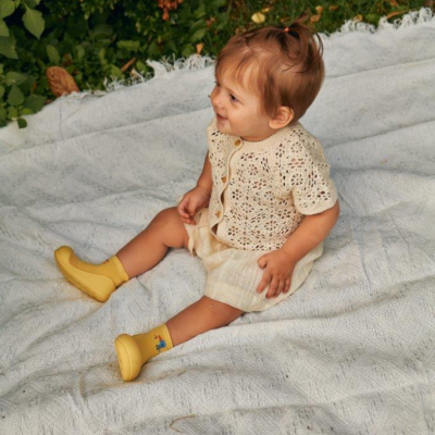 Attipas&#x20;&#x7C;&#x20;Bird&#x20;Yellow