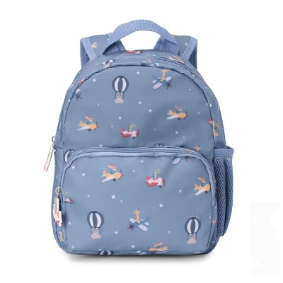 Mochila infantil azul com padrão de animais em aviões e balões
