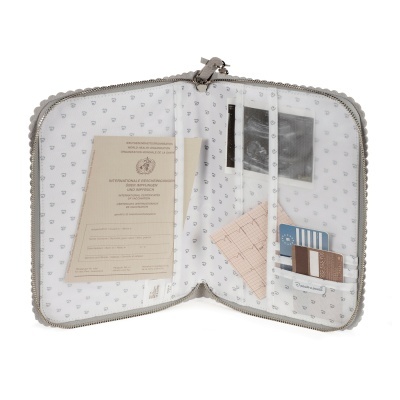 Pasito&#x20;a&#x20;Pasito&#x20;&#x7C;&#x20;Porta&#x20;Documentos&#x20;Icon&#x20;Smoke&#x20;-&#x20;Cinza