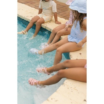 Monn&#x00EB;ka&#x20;Kids&#x20;&#x7C;&#x20;Sand&#x00E1;lias&#x20;de&#x20;Praia&#x20;Barefoot&#x20;Pearl