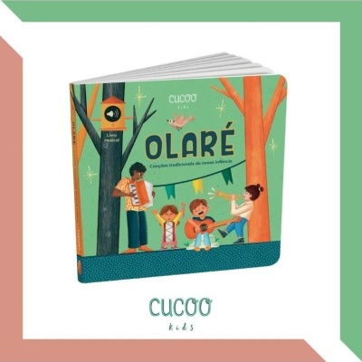 Livro infantil Olaré com ilustração de crianças a tocar instrumentos