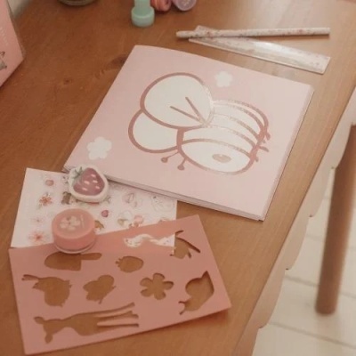 Little&#x20;Dutch&#x20;&#x7C;&#x20;Livro&#x20;de&#x20;Colorir&#x20;Entre&#x20;Linhas&#x20;&#x2013;&#x20;Fairy&#x20;Garden