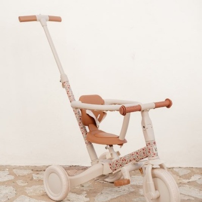 Little&#x20;Dutch&#x20;&#x7C;&#x20;Triciclo&#x20;Sunny&#x20;Flower&#x20;Off&#x20;White&#x20;&#x28;&#x20;4-Em-1&#x20;&#x29;