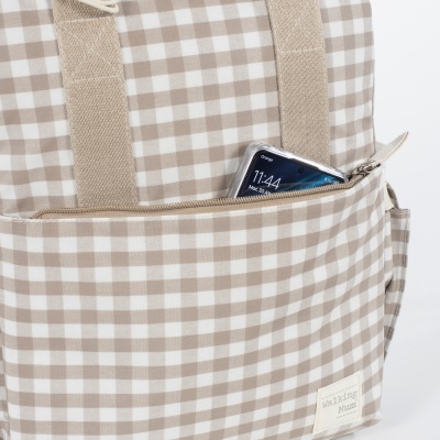 Walking&#x20;Mum&#x20;&#x7C;&#x20;Mochila&#x20;de&#x20;Maternidade&#x20;Caetana&#x20;Sand&#x20;-&#x20;Bege