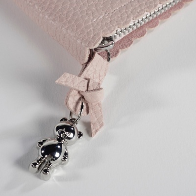 Pasito&#x20;a&#x20;Pasito&#x20;&#x7C;&#x20;Porta&#x20;Documentos&#x20;Icon&#x20;Rose&#x20;-&#x20;Rosa