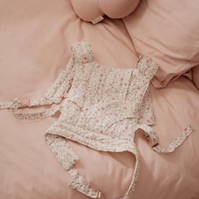 Little&#x20;Dutch&#x20;&#x7C;&#x20;Mars&#x00FA;pio&#x20;de&#x20;Bonecas&#x20;Flowers&#x20;&amp;&#x20;Butterflies