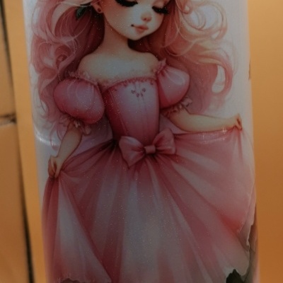 Frasco com ilustração de princesa e texto 'Princess'.