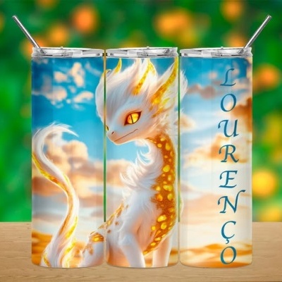 Garrafas térmicas com ilustração de dragão e nome Lourenço