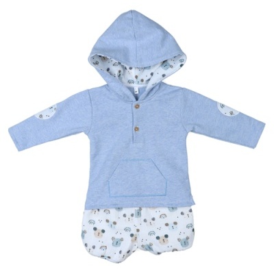 Conjunto para bebé azul claro com padrão de animais e capuz