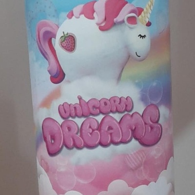 Embalagem branca cilíndrica com rótulo de difusor de perfume Unicorn Dreams Mikado