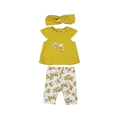 Conjunto de bebé com camisa amarela, calças brancas com padrão de abelhas, faixa de cabelo amarela