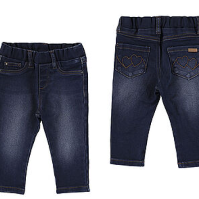 Calças de ganga azul escuro para criança com detalhes de corações