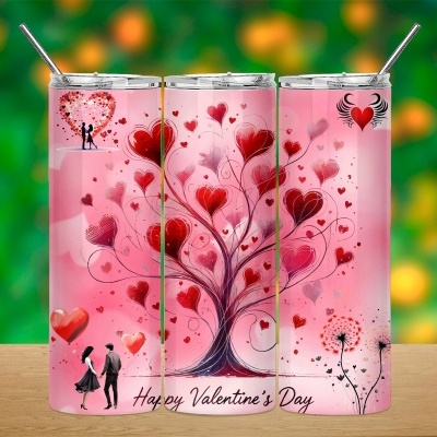 Três vasos de vidro decorados com corações e texto do Dia dos Namorados.