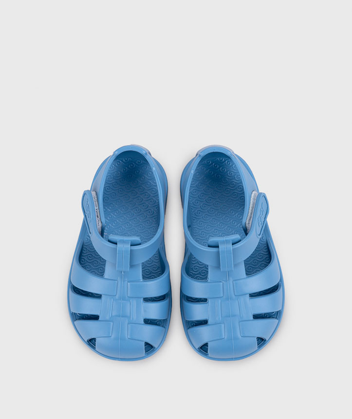 IGOR Barefoot Nemo Solid - Azul Sandálias de criança azuis em plástico com tiras largas entrelaçadas