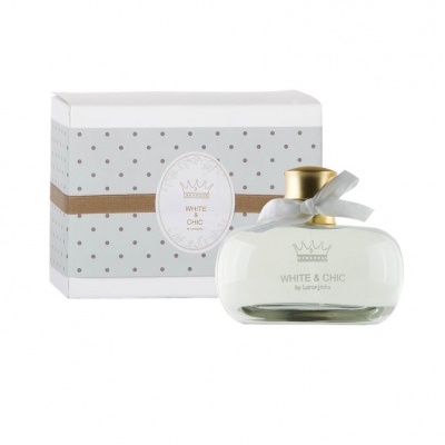 Frasco de perfume branco com embalagem branca e padrão de pontos