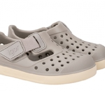 Sapatos infantis cinzentos Igor com fivelas e sola castanha clara