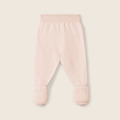 Calças de bebé rosa clara em malha com pés texturizados