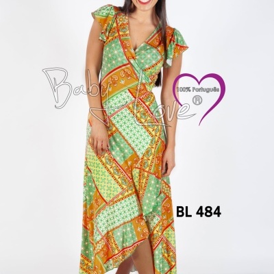 Vestido longo com padrão geométrico colorido e faixa para cabeça