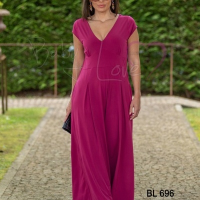 Macacão feminino rosa escuro com decote em V e mangas curtas, modelo BL 696