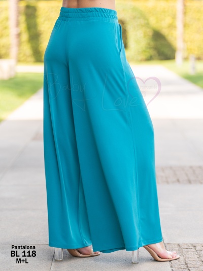 https://www.outlet-babylove.com/product/pantalona-lisa-com-bolsos
