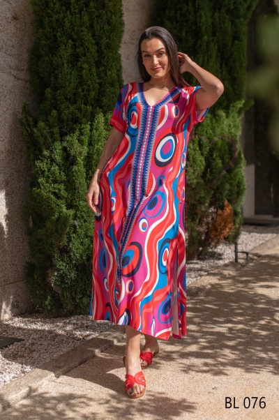 https://www.outlet-babylove.com/product/vestido-midi-padrao-vertical