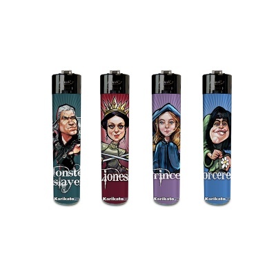 Quatro isqueiros com desenhos caricaturais de personagens femininas e texto parcial em fundo branco