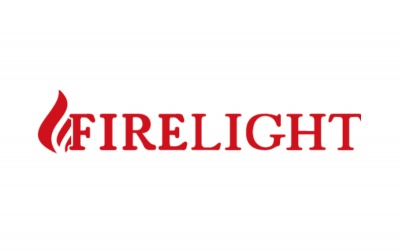 Logótipo FIRELIGHT em vermelho com símbolo de chama