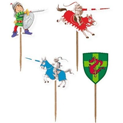 Figuras medievais de cavaleiros e escudo em paus de madeira para decoração