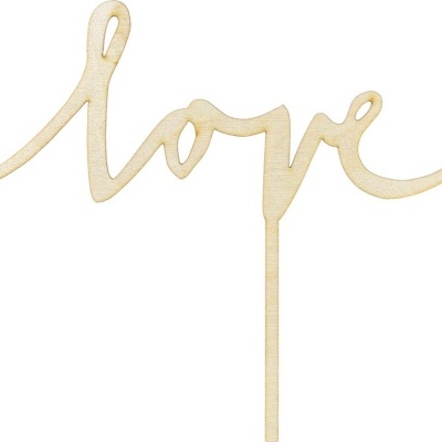 Objeto decorativo de madeira com a palavra love cursiva