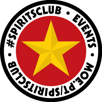 Logotipo redondo com estrela amarela sobre fundo vermelho e texto preto em círculo branco