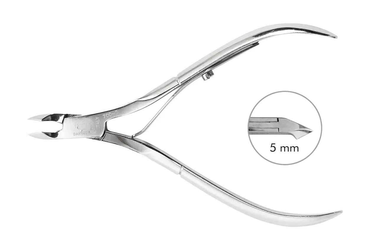 Alicate de corte inox 5mm em fundo branco