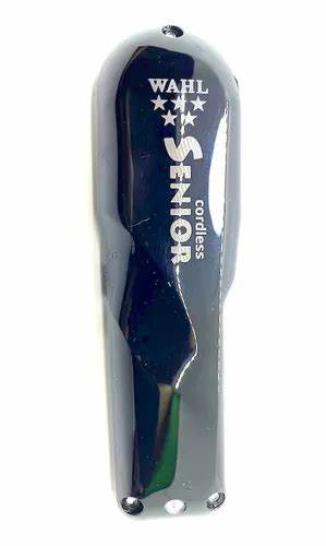 Tampa lateral preta de aparelho de corte de cabelo WAHL SENIOR com texto branco