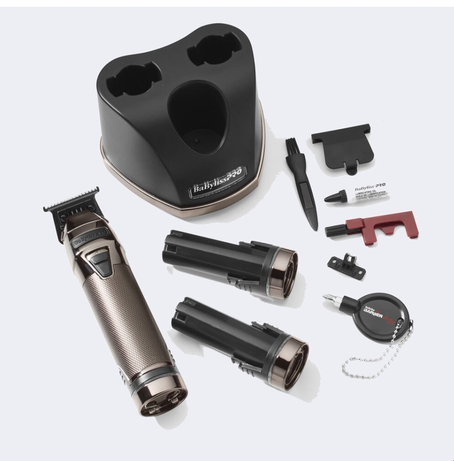 Conjunto de máquina de cortar cabelo BaBylissPRO com acessórios e base de carregamento