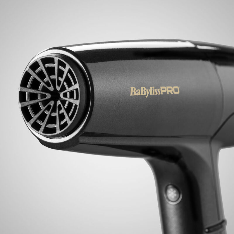Secador de cabelo preto BaBylissPRO em fundo cinzento