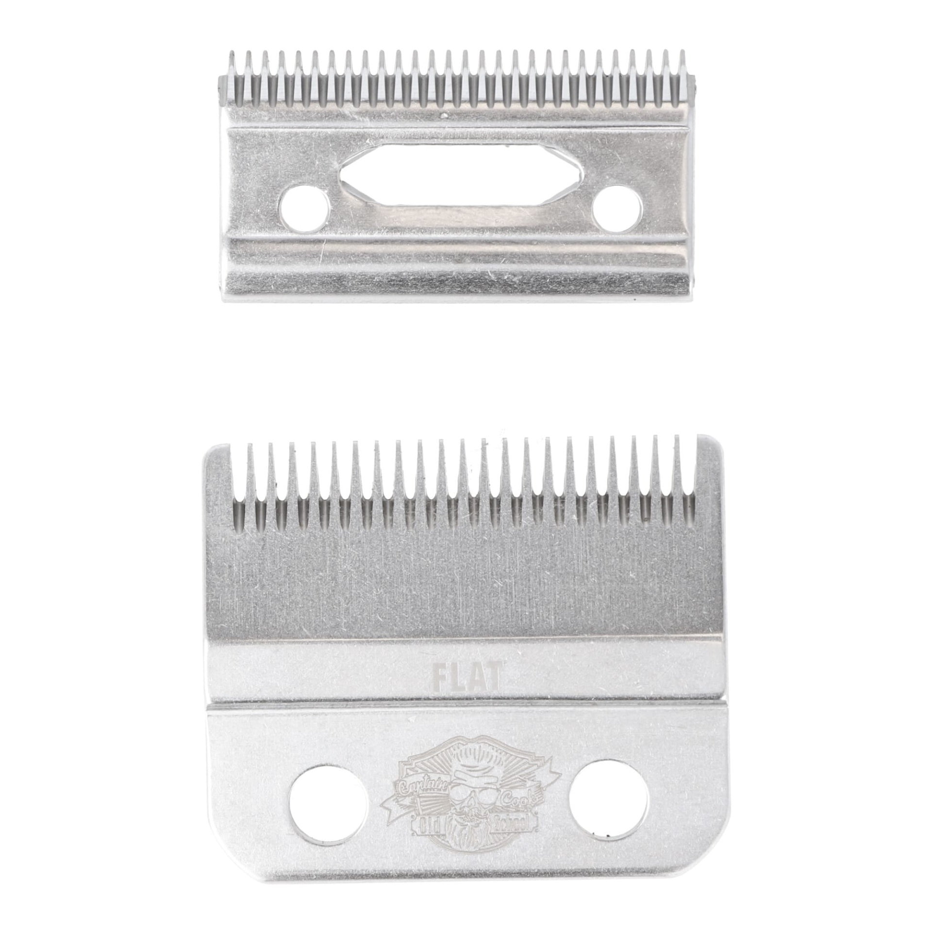 Duas lâminas metálicas para máquina de cortar cabelo prateadas com gravações e orifícios
