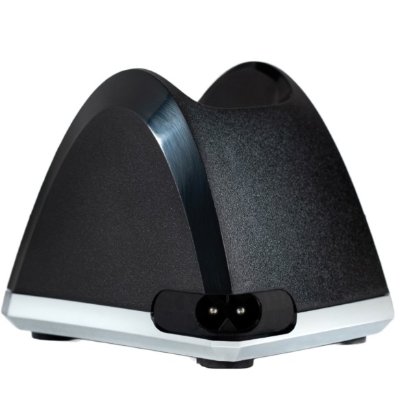 Suporte para facas triangular preto com base cinzenta.