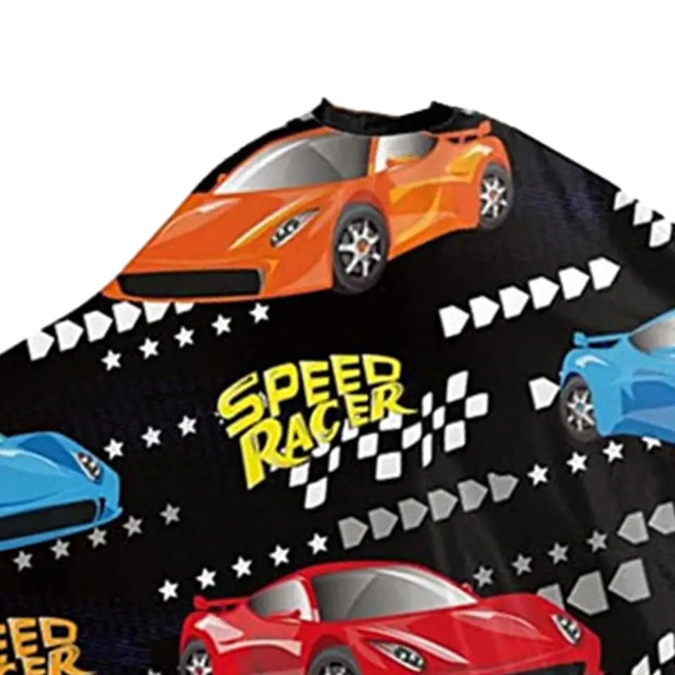 tecido preto com estampas de carros desportivos coloridos e texto SPEED RACER