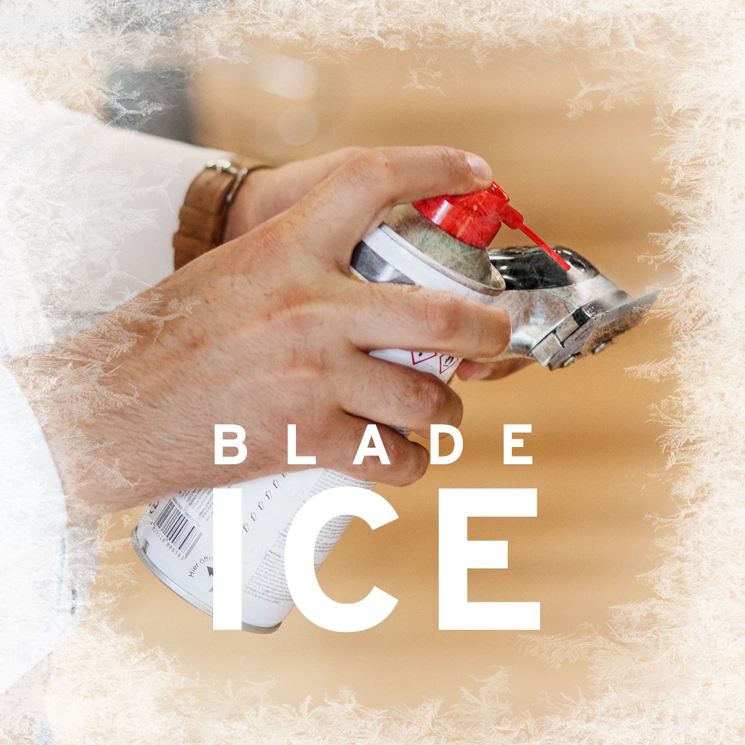 Mão a aplicar spray lubrificante num motor elétrico metálico com texto BLADE ICE