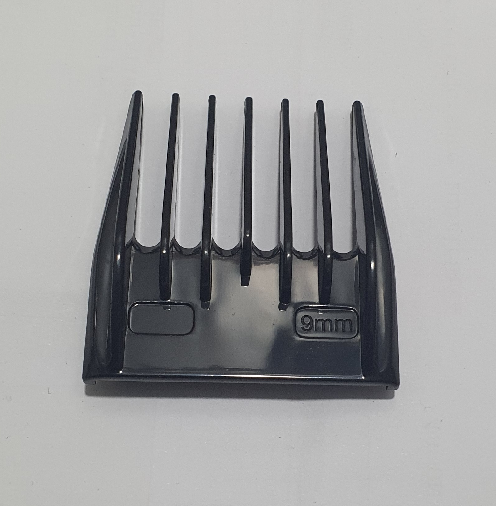 Pente guia preto de plático para máquina de cortar cabelo com tamanho 9mm