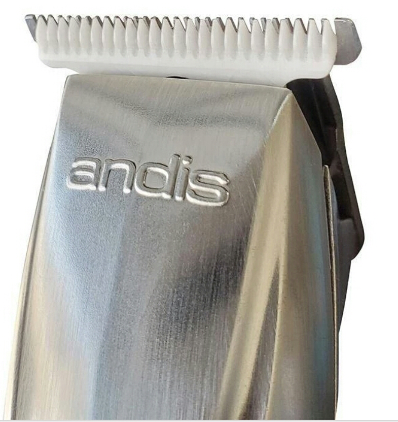 Aparelho elétrico de corte com lâmina metálica prateada e dentada