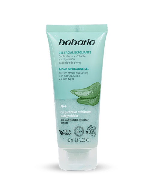 Gel facial esfoliante Babaria em tubo verde claro com imagem de aloe vera